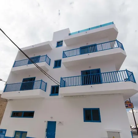 House Abrigos Vandrarhem *