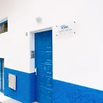 House Abrigos Хостел