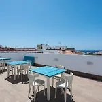 Хостел House Abrigos Лос-Абригос