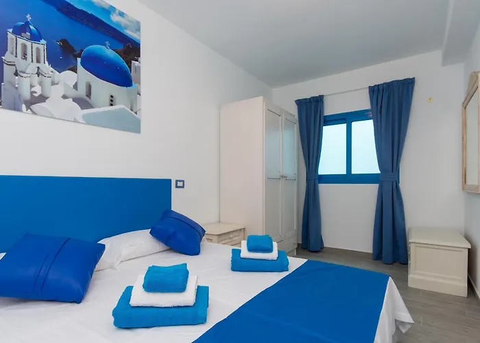 House Abrigos אכסניה לוס אבריגוס