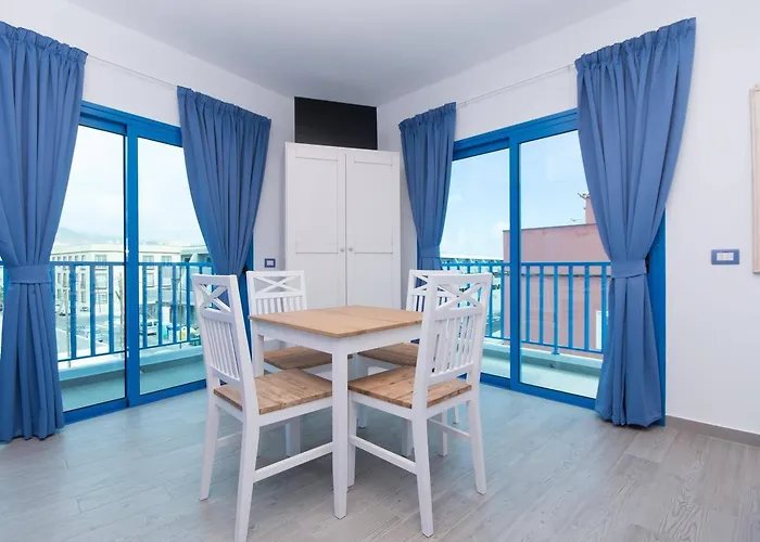 House Abrigos לוס אבריגוס