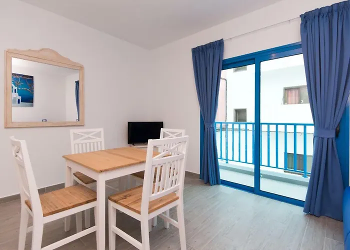 אכסניה House Abrigos