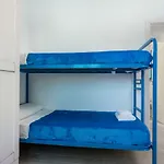 House Abrigos Ostello *